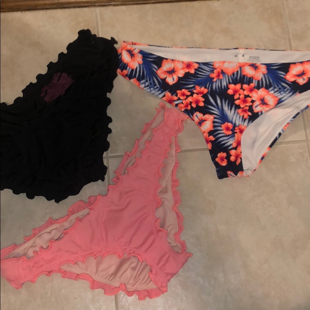 VICTORIA SECRET BOTTOM BUNDLE- 3 Bikini bottoms!